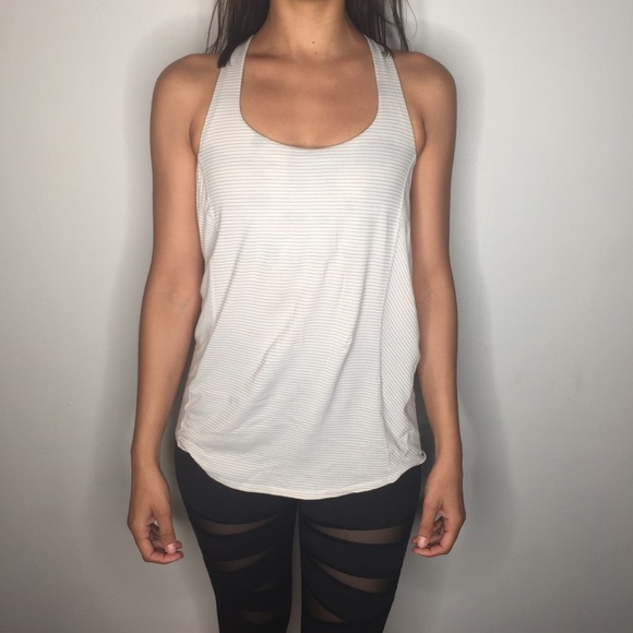 Lululemon Top with Sports Bra - Picture 2 of 8